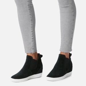 Sorel Out N About Slip-On Wedge Bootie Black Waterproof Suede Shoes Women's 8.5